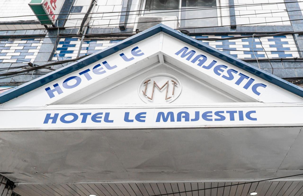 Hotel Le Majestic Douala Ngoại thất bức ảnh