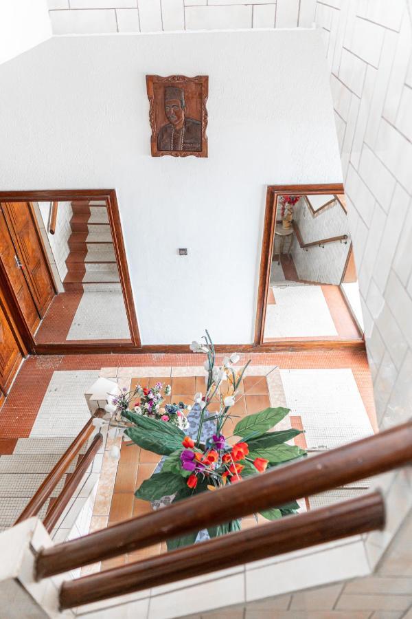 Hotel Le Majestic Douala Ngoại thất bức ảnh