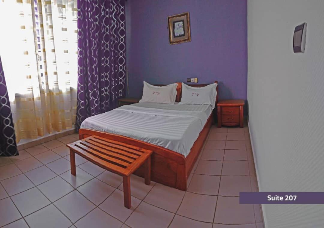 Hotel Le Majestic Douala Ngoại thất bức ảnh