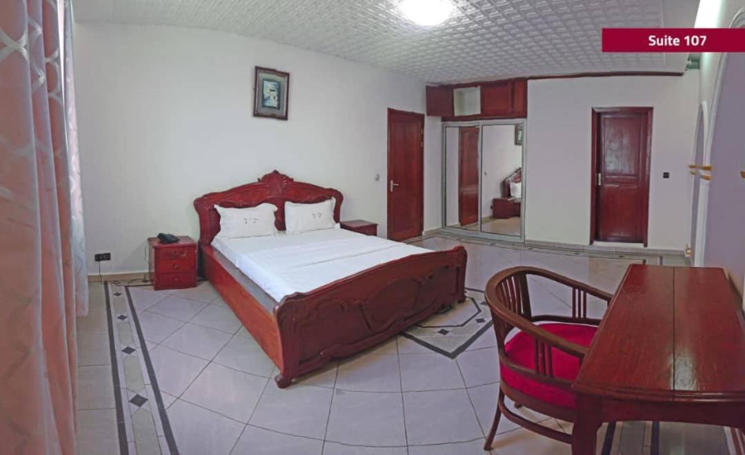 Hotel Le Majestic Douala Ngoại thất bức ảnh
